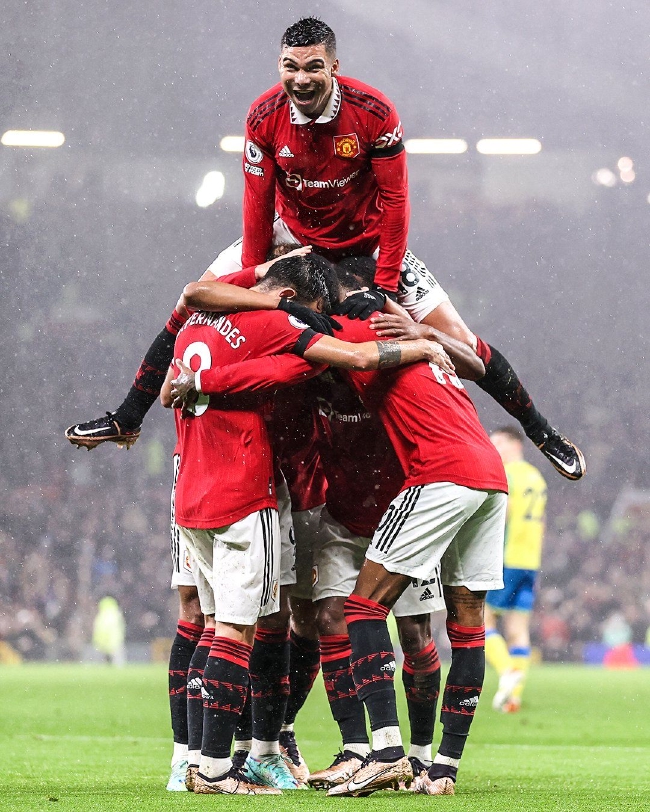 跨年健行的 跨年健行的